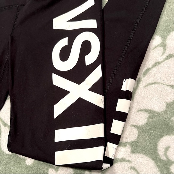 Victoria’s Secret sport knockout tights - Picture 9 of 11